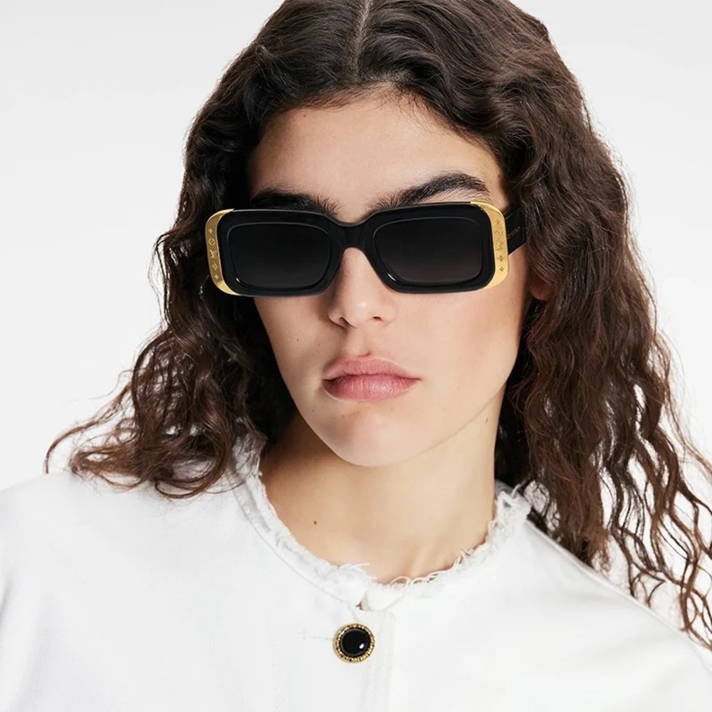 AUTHENTIC Louis Vuitton: Moon Rectangular Sunglas… - image 2